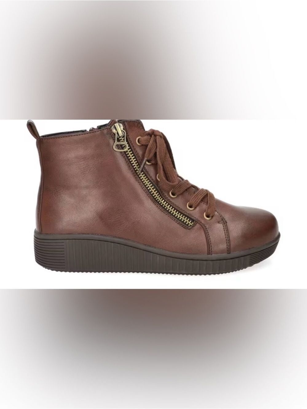WOMEN'S EASY WORKS BY EASY STREET HOLLYANN BOOTIES 9.5 Wide NWT
